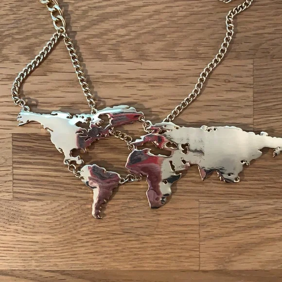 Around the World Necklace - Picture 2 of 4